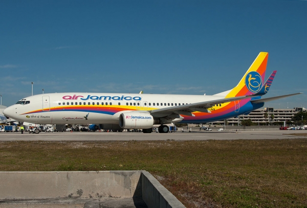 Air Jamaica 737-800 9Y-JMA at FLL. (Photo by Mark Lawrence)