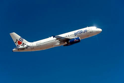 JetBlue\'s \"I Heart Blue York\" Airbus A320