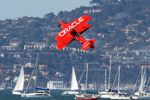 Sean Tucker\'s Team Oracle biplane.