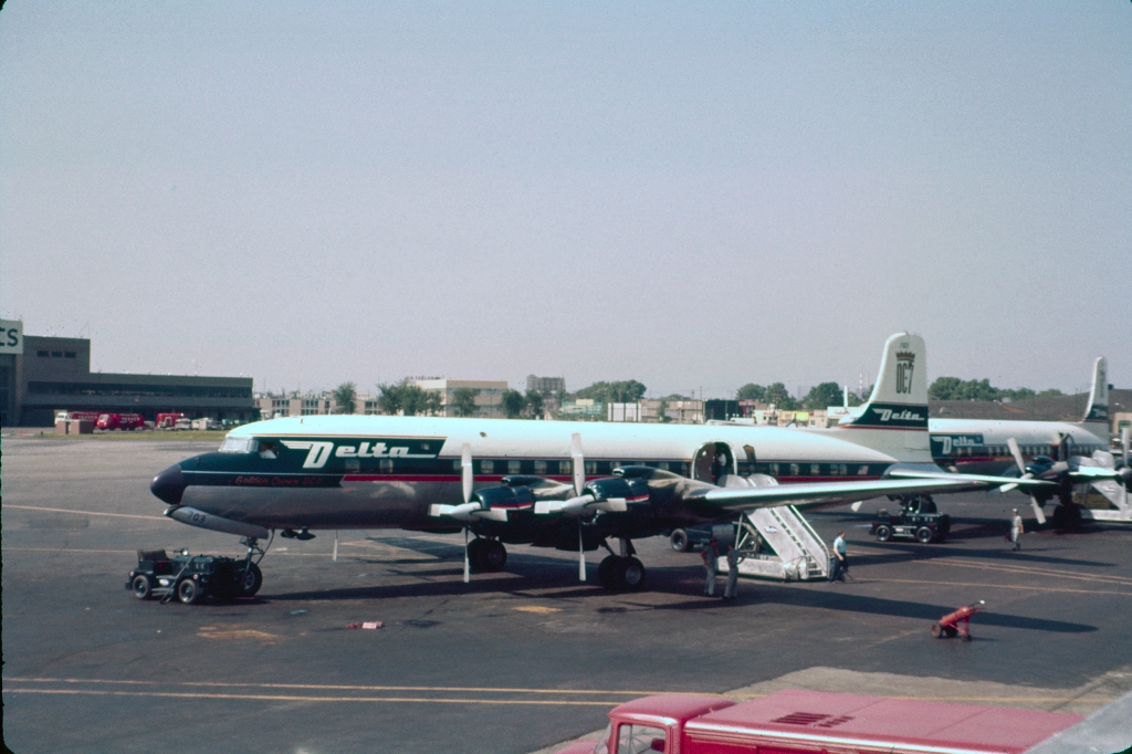 dc-7-delta-airlines-n4873c-mdw-0761-wja