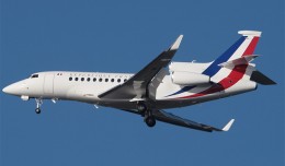French Air Force Dassault Falcon 7X (F-RAFA) on approach to JFK for the United Nations General Assembly 2010. (Photo by Tom Turner)