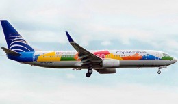 Copa's new Biomuseo Boeing 737-800 (HP-1825CMP) on final for JFK. (Photo by Jason Rabinowitz)